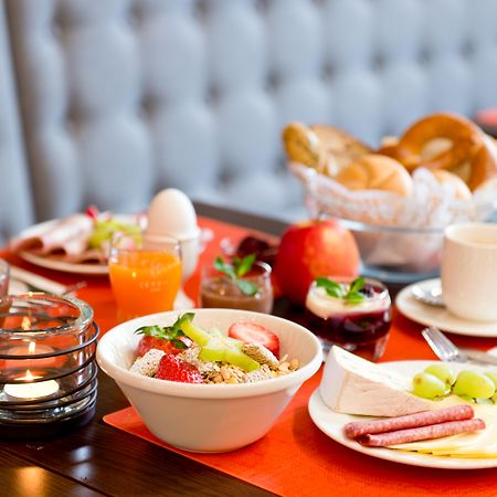 Achat Hotel ホッケンハイム エクステリア 写真