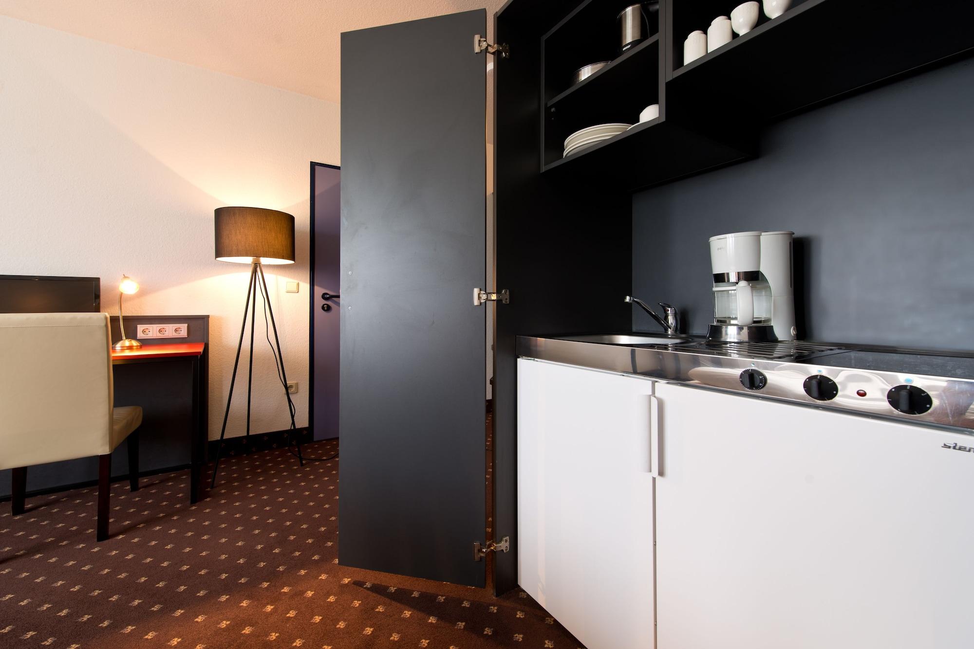Achat Hotel ホッケンハイム エクステリア 写真