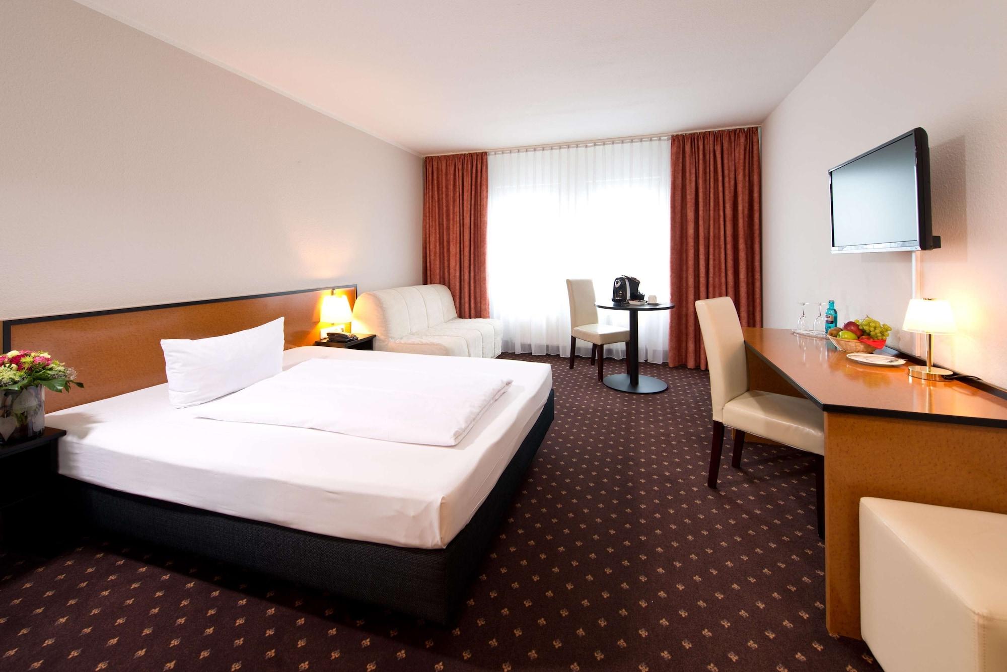 Achat Hotel ホッケンハイム エクステリア 写真